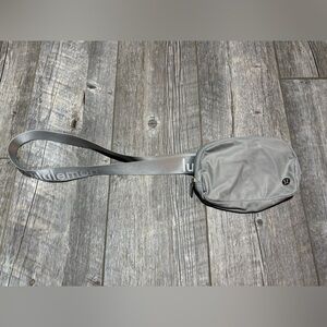 LuLuLemon belt bag- Gray